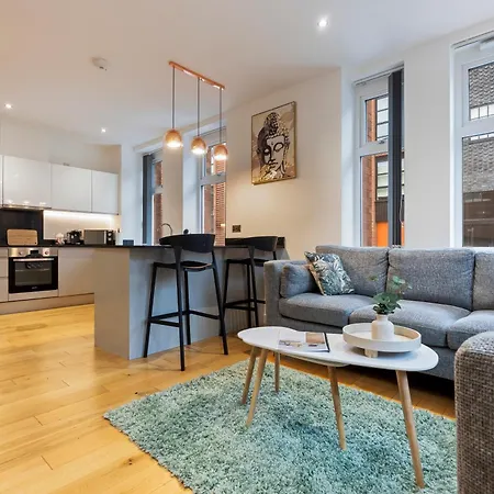 Apartment 3 Bedroom Duplex In Jewellery Quarter *